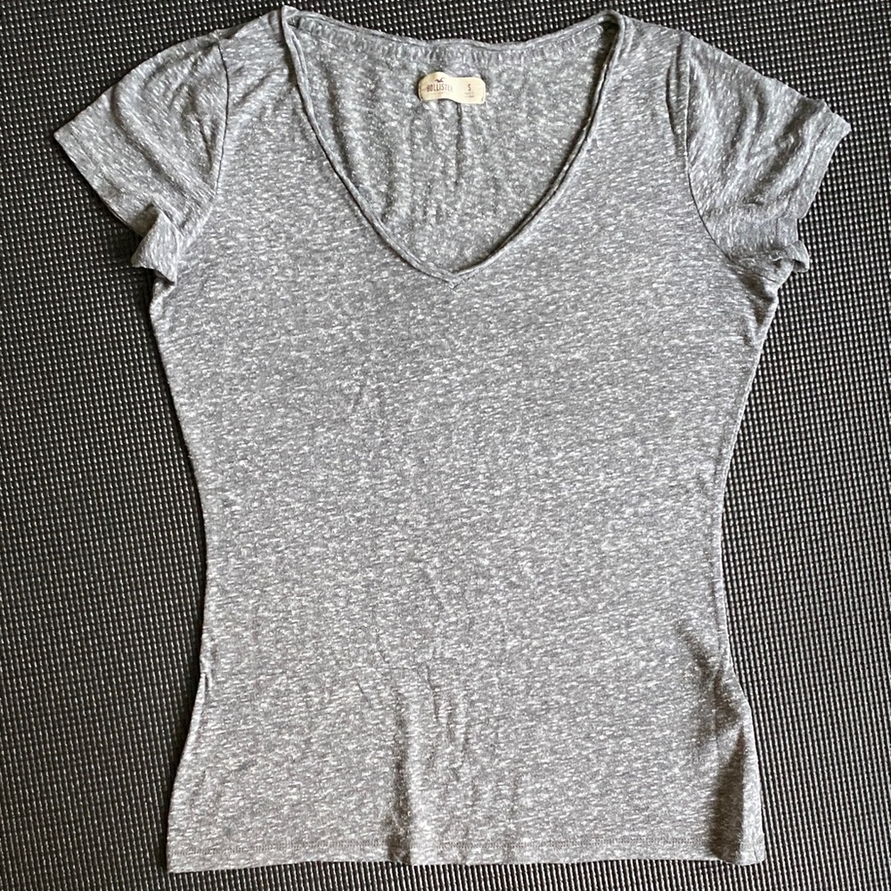 Hollister Heather Gray worn V-Neck Women's Top